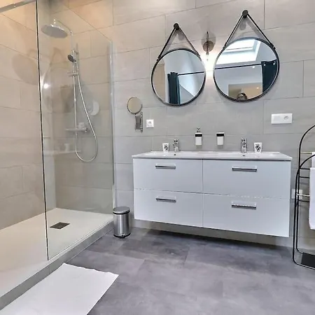 Le Val De Coeur Apartamento *